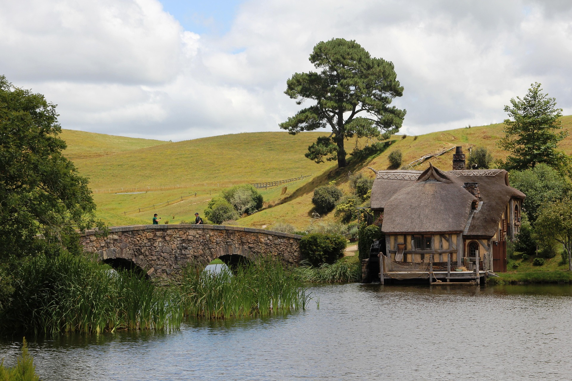 Hobbiton Movie Set Tour Booking