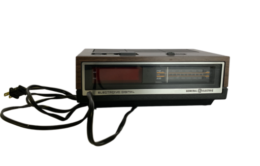 Vintage GE Electronic Digital Clock Radio (1990) (1980)