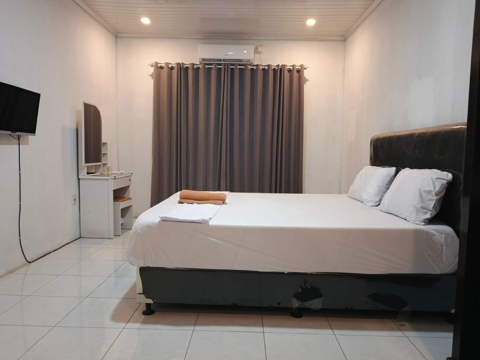 JAJAPIN HOTEL PUTRI SARI