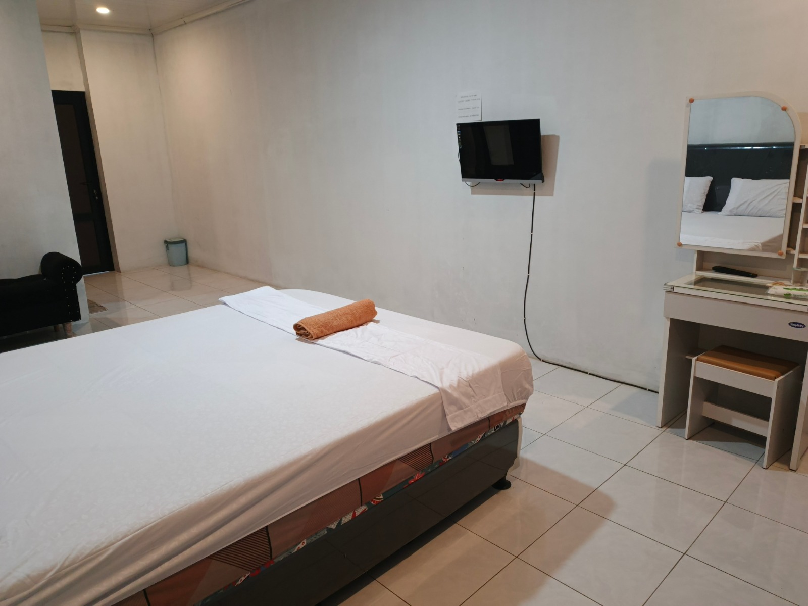 JAJAPIN HOTEL PUTRI SARI