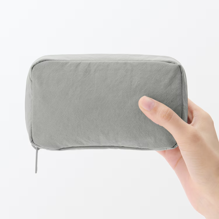 MUJI 褶皺尼龍寬口收納包 M