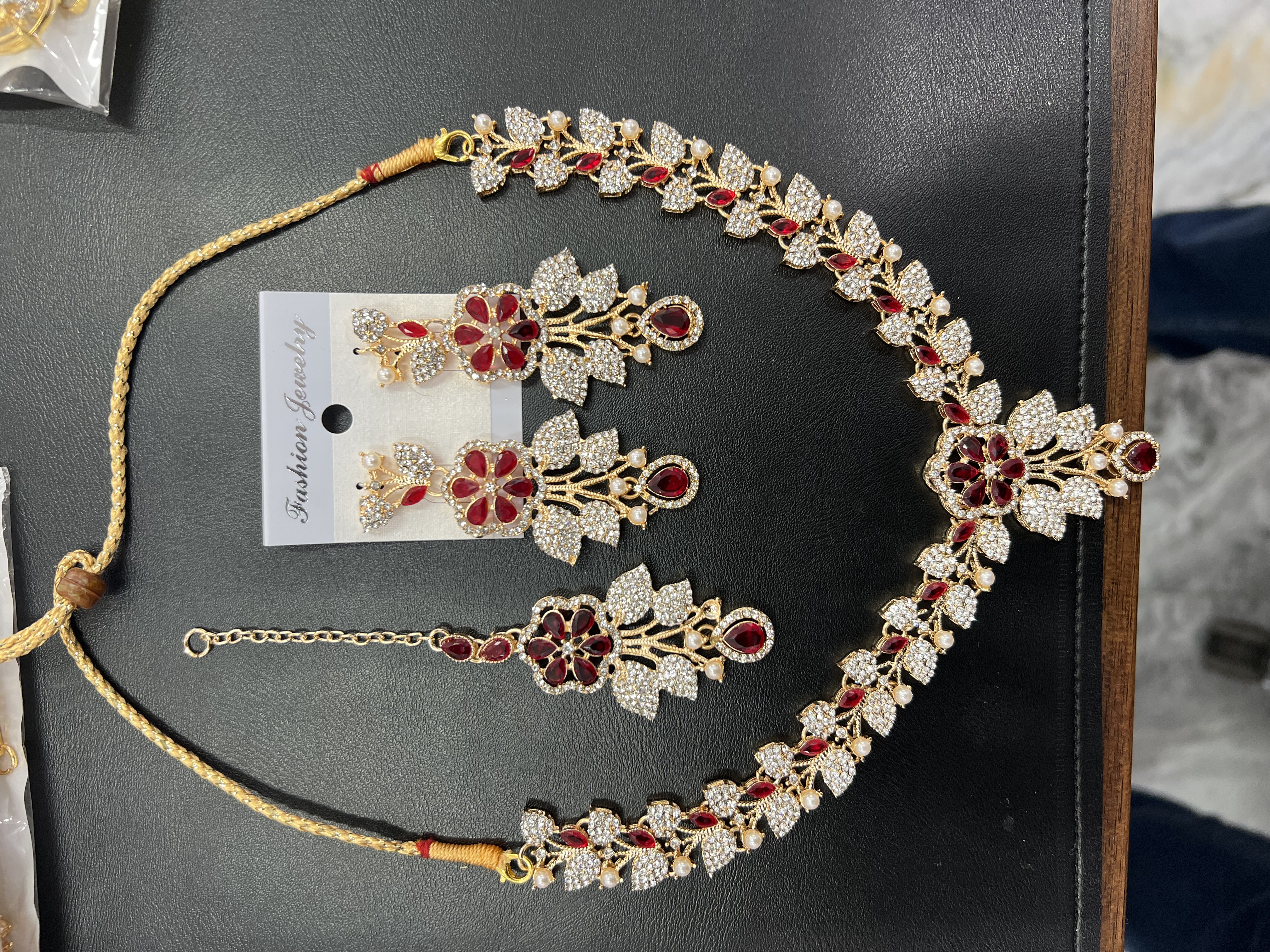 Red & Gold Floral Jewelry Set