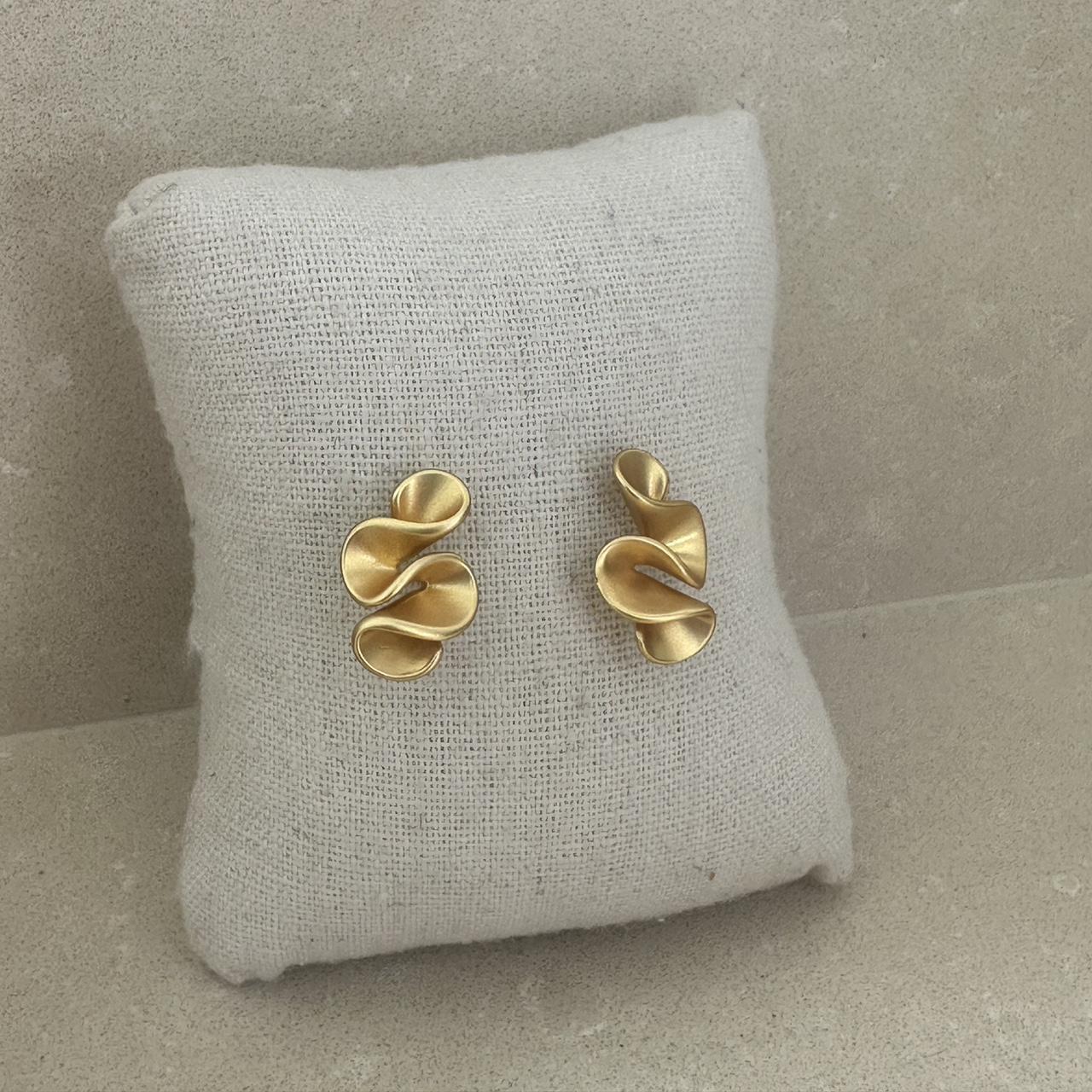 Celine Earrings | Gold