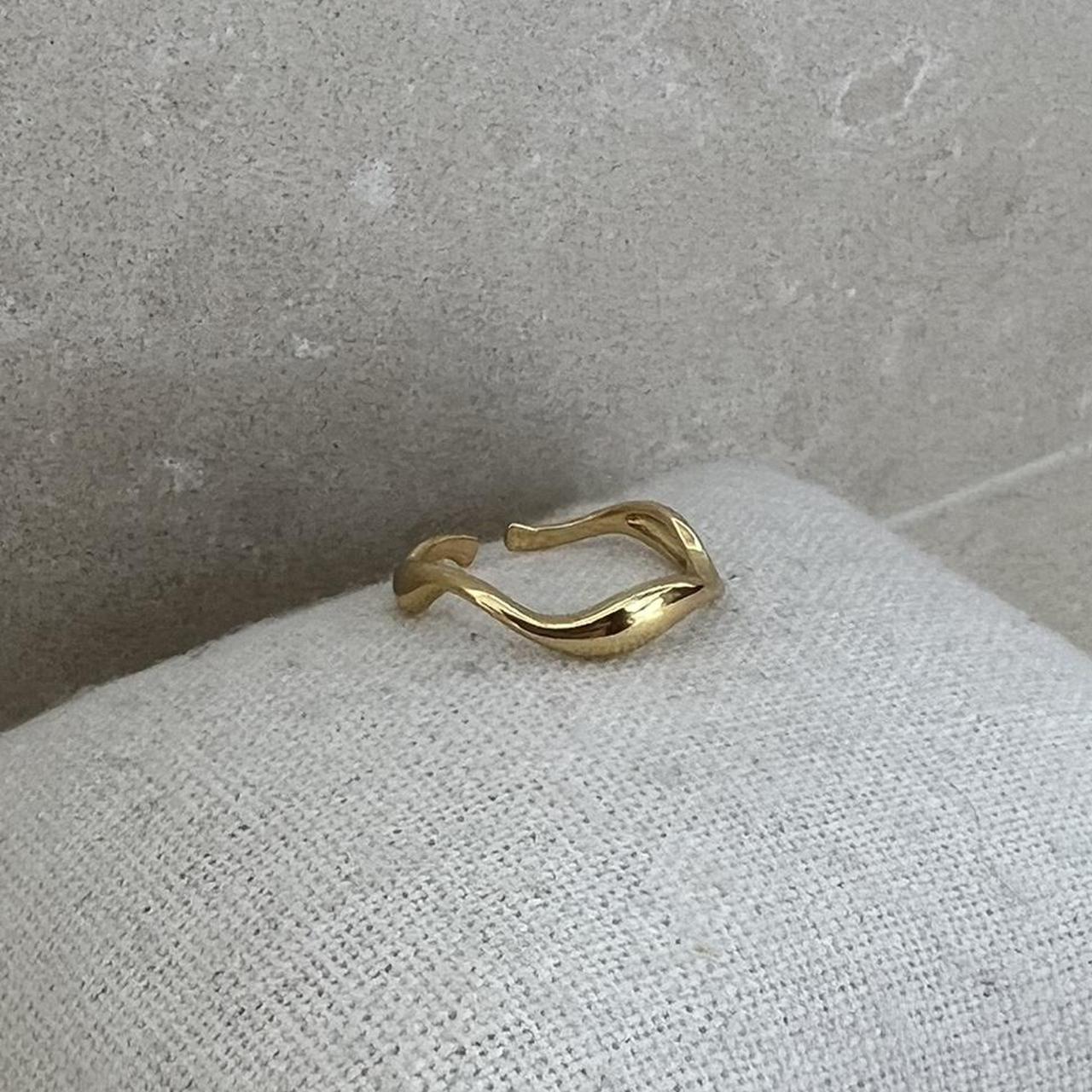 Valetina Ring | Gold