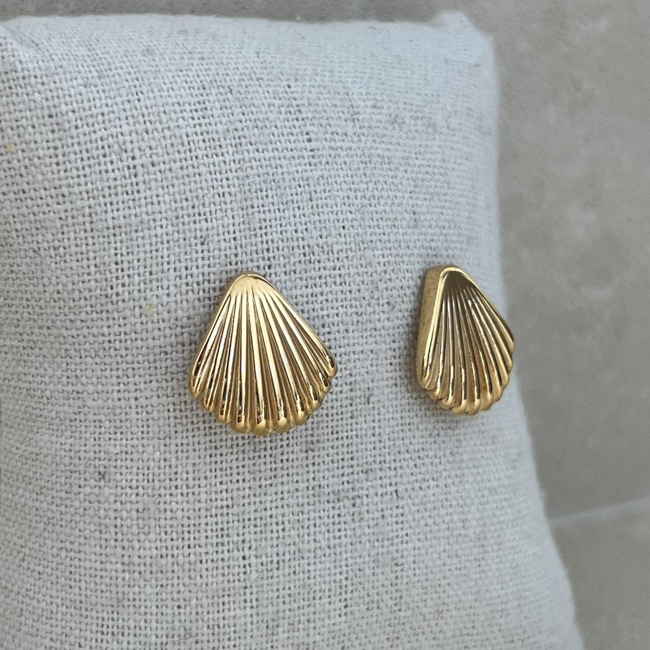 Shelly Earrings | Gold