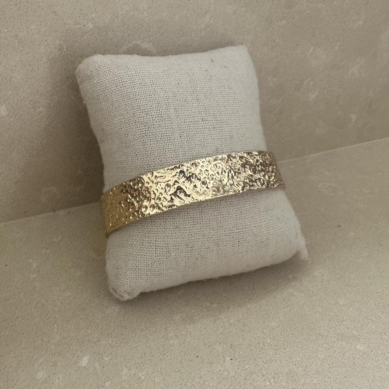 Leo Cuff | Gold