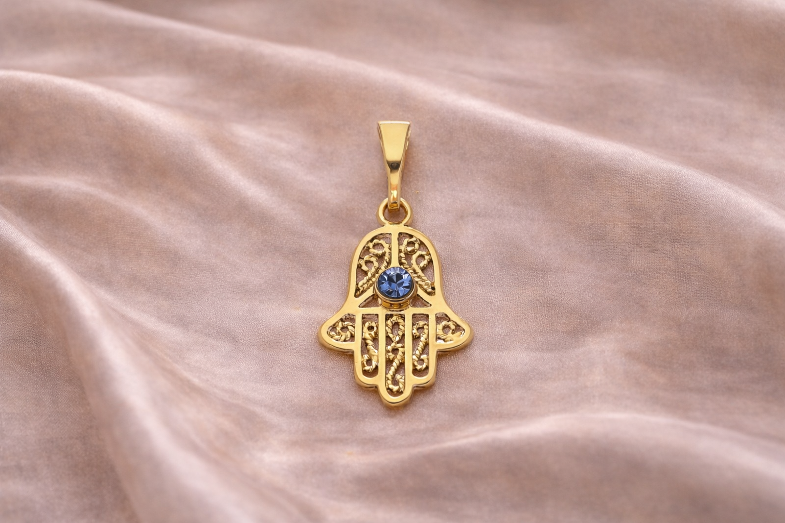 Medicininio 18K aukso Hamsa pakabukas. 