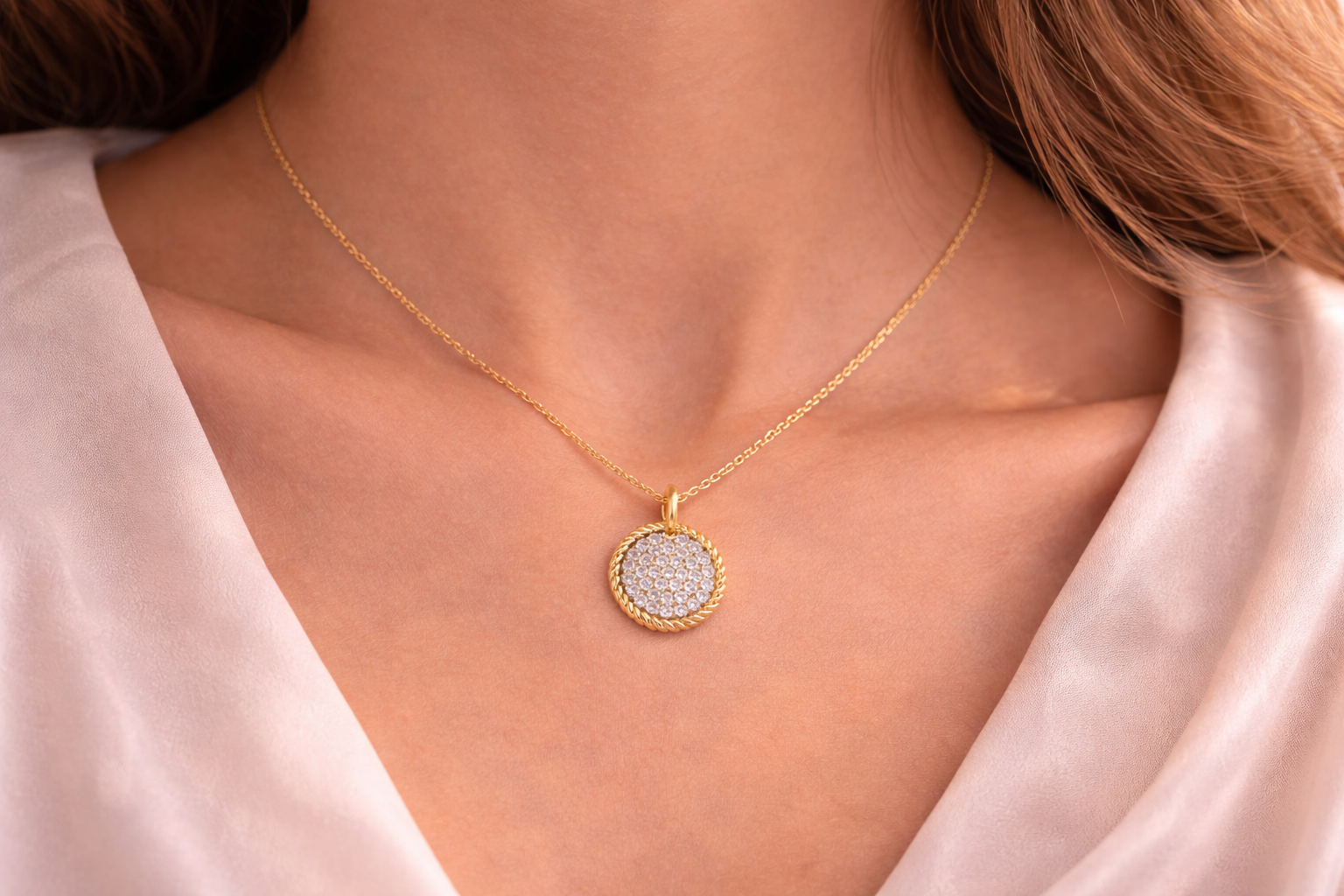 Medicininio 18K aukso kaklo papuošalas su pakabuku. 40cm.+5cm.