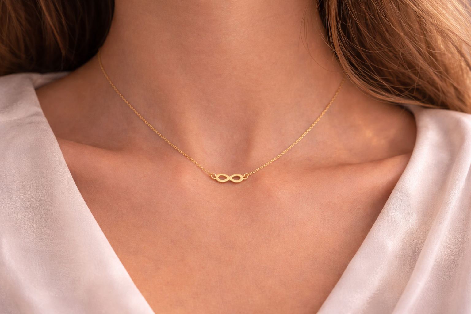 Medicininio 18K aukso begalybės pakabukas. 41cm.+5cm.