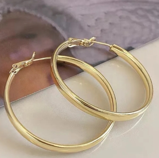 14K medicininio aukso auskarai 4cm.