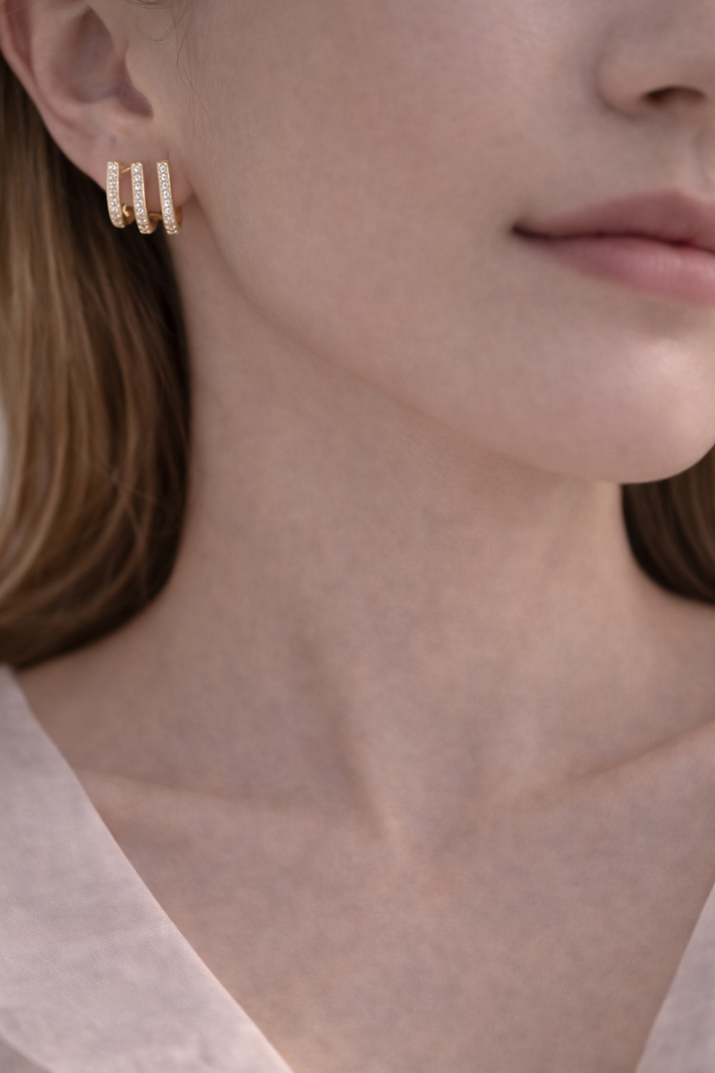 Medicininio 18K aukso  trijų juostų auskarai