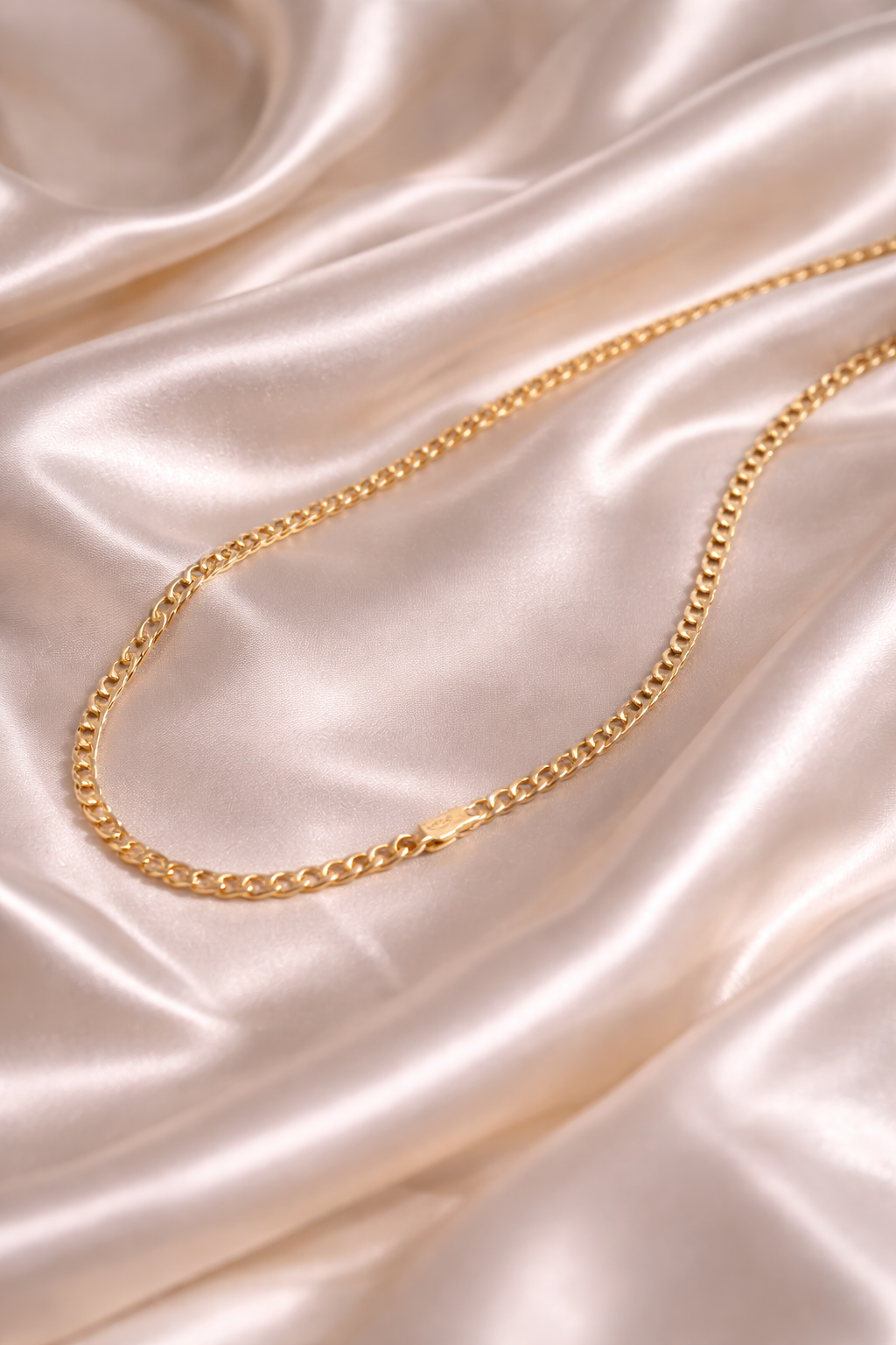 Medicininio 18K aukso grandinėlė. 50cm.