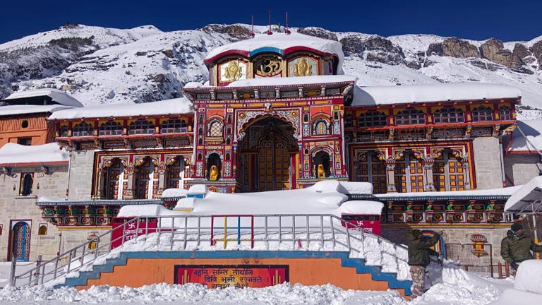 BADRINATH DHAM WITH NITI VALLEY