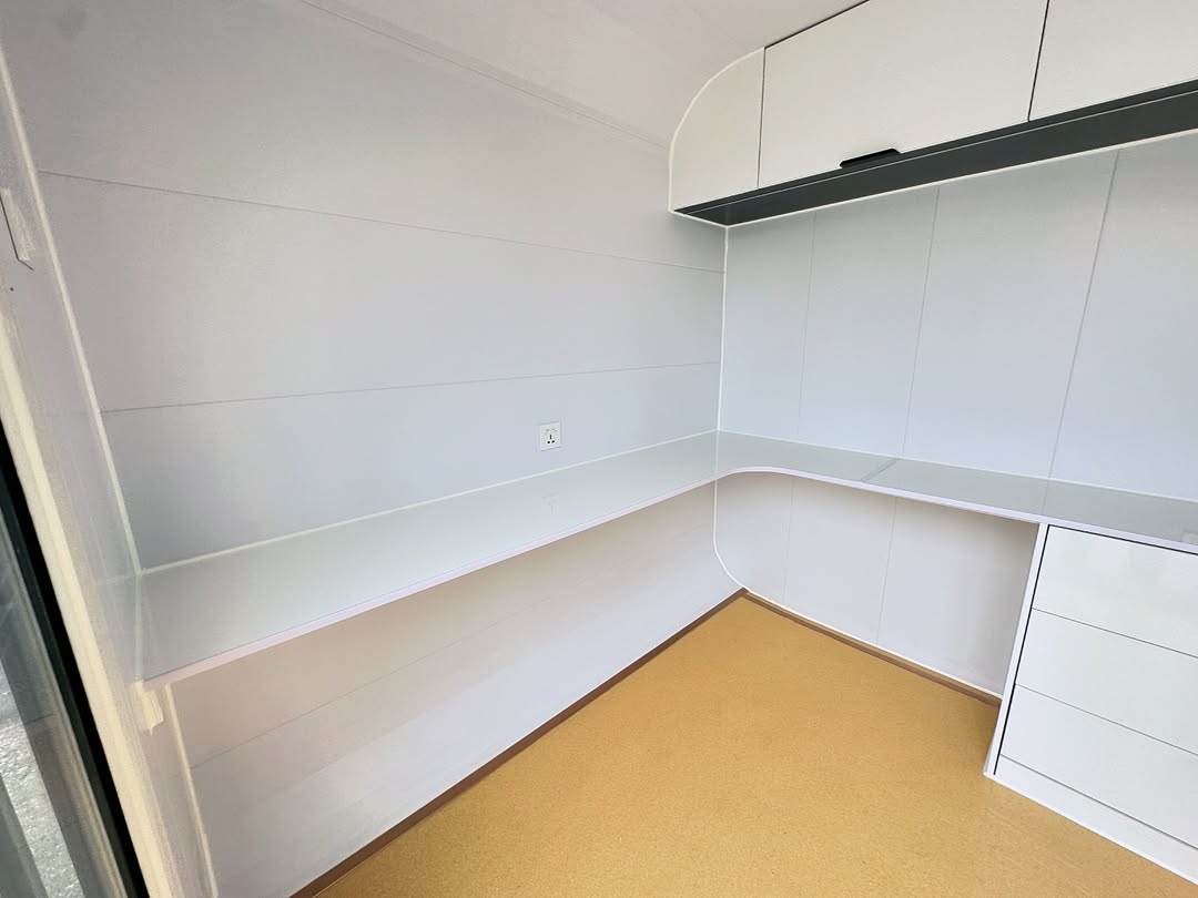 Modern Prefab Garden Pod