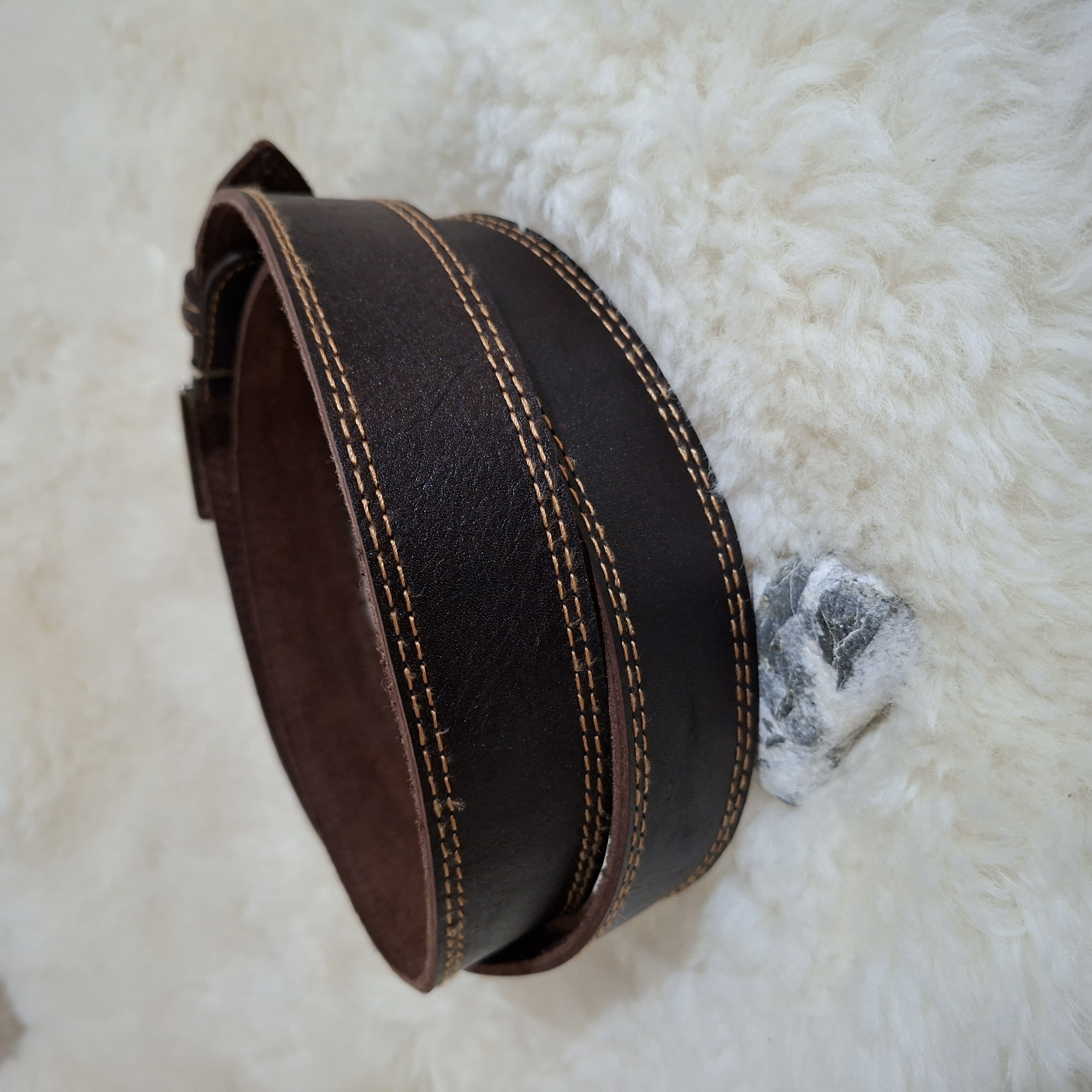 Ceinture en cuir artisanal authentique fait a la main 