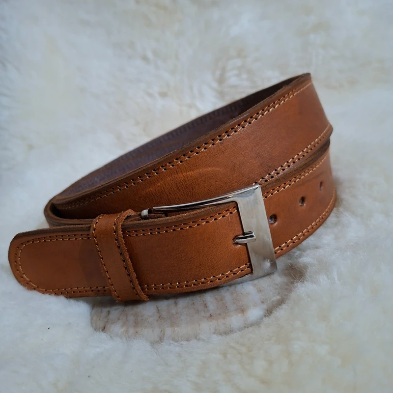 Ceinture en cuir Neu.f de très bonne qualité style Vip