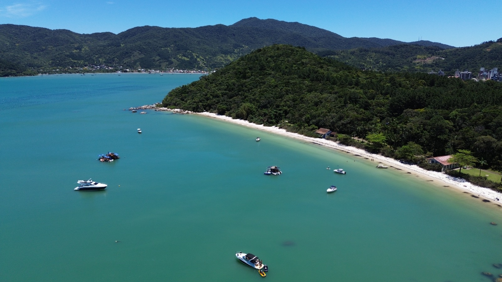 Passeio High Panorâmico + Parada Mergulho e Nado