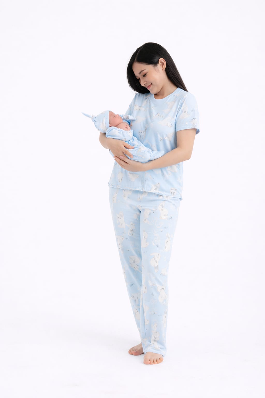 Pijama de maternidad con diseño infantil