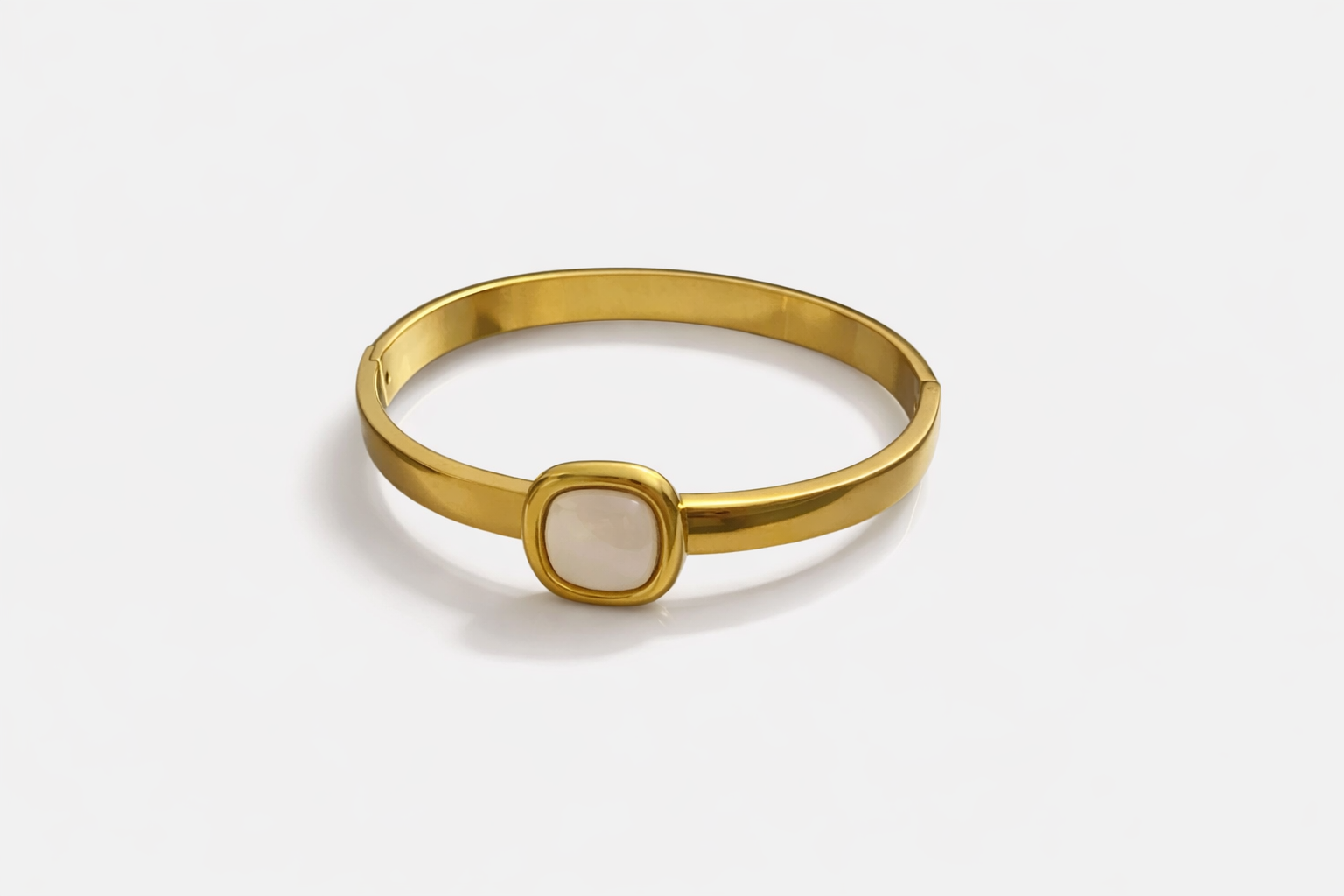 Elegant Gold-Plated Bracelet