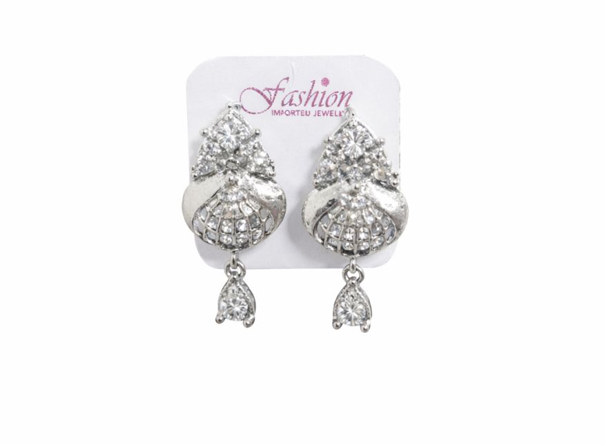 Elegant Crystal Drop Earrings