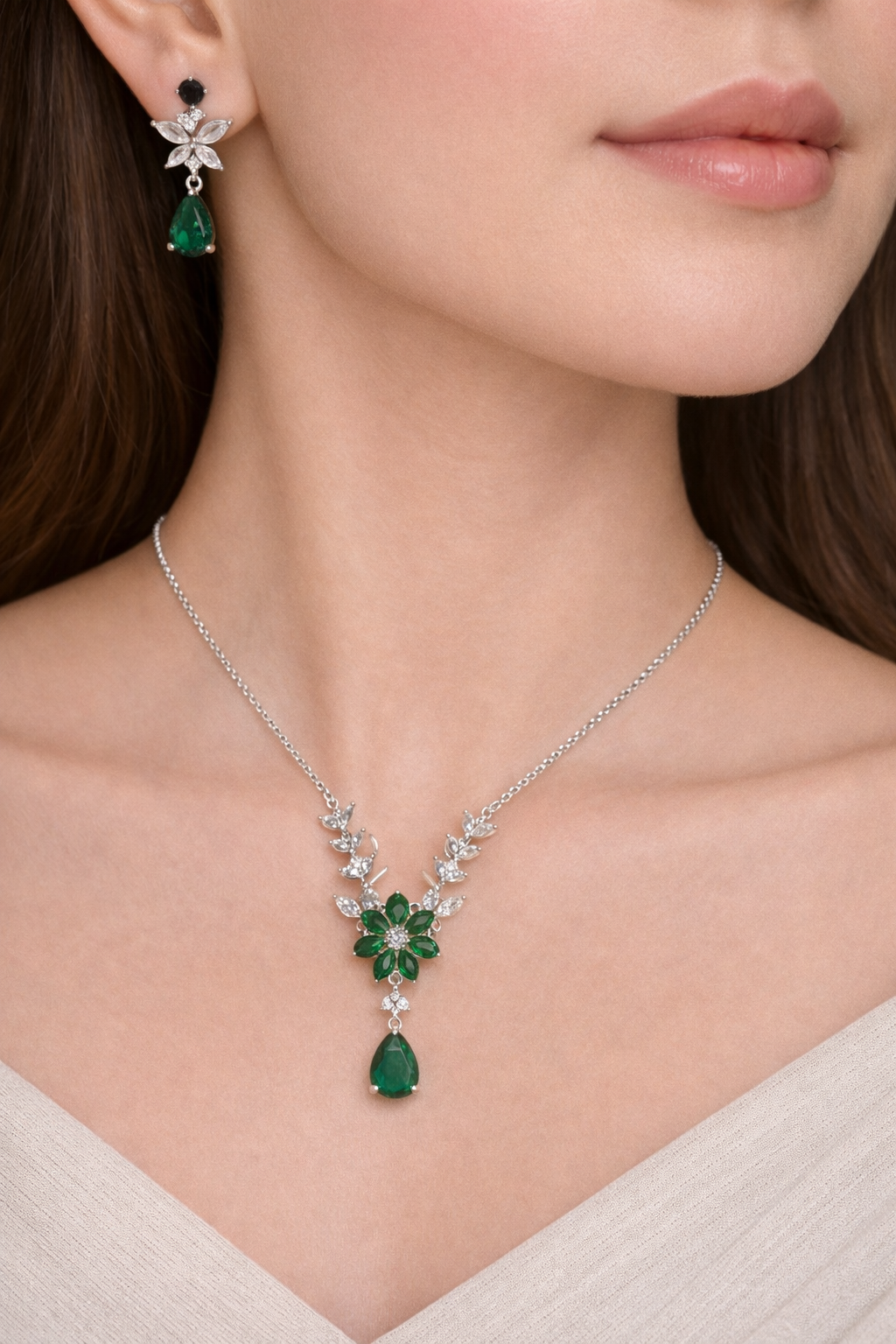 Emerald Blossom Jewelry Set