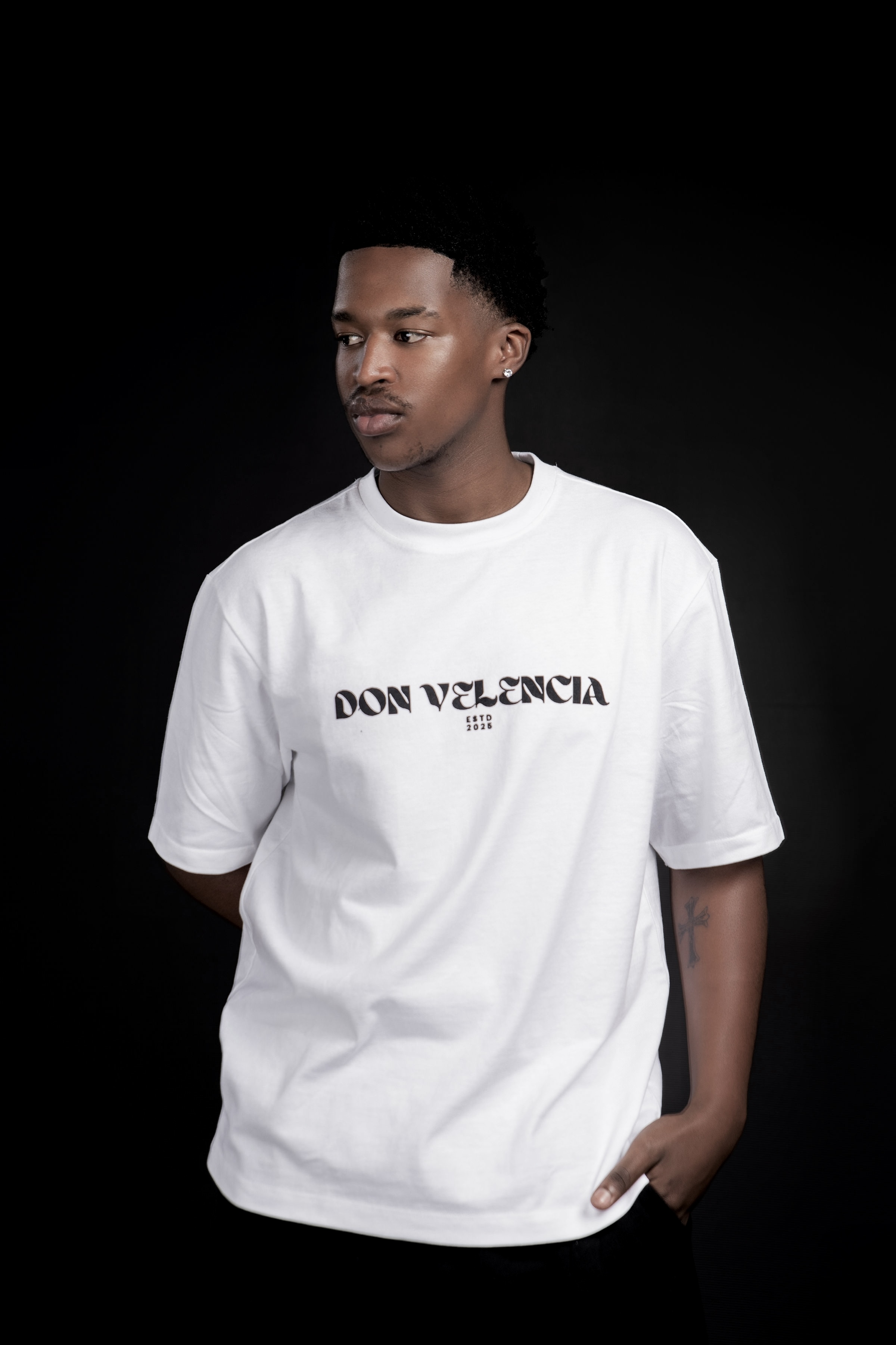 DON VELENCIA White Graphic T-Shirt - Men