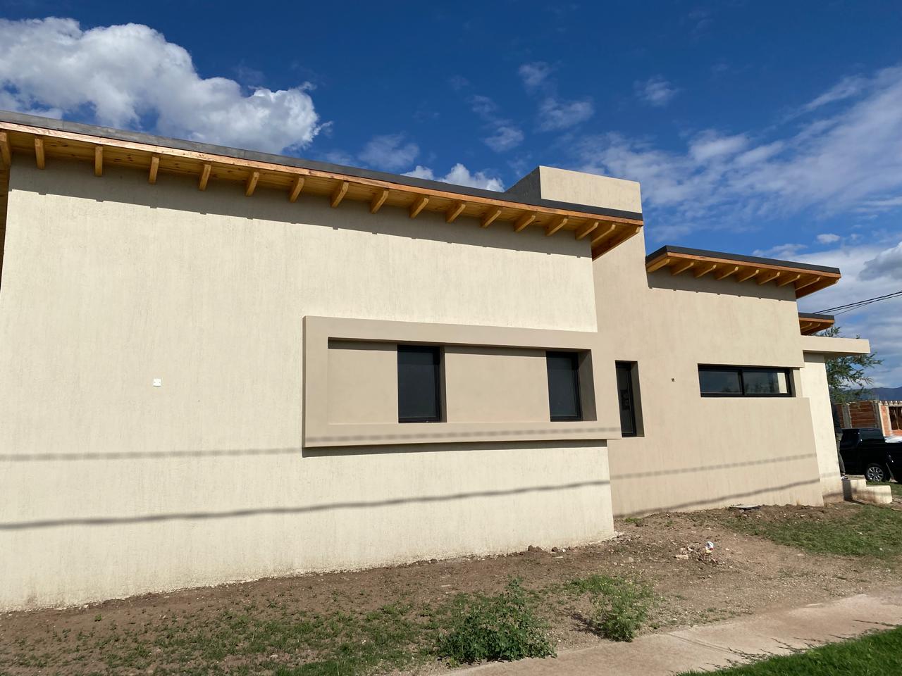 CASA EN VENTA- MERLO- SAN LUIS