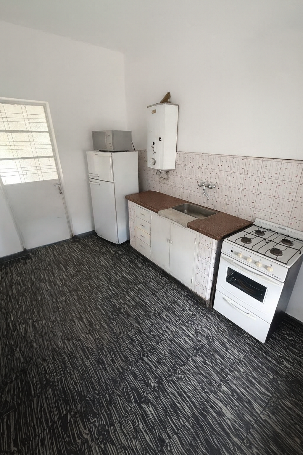 CASA EN VENTA- PJE SAN FELIPE Y CONSTITUCION - SAN LUIS CAPITAL