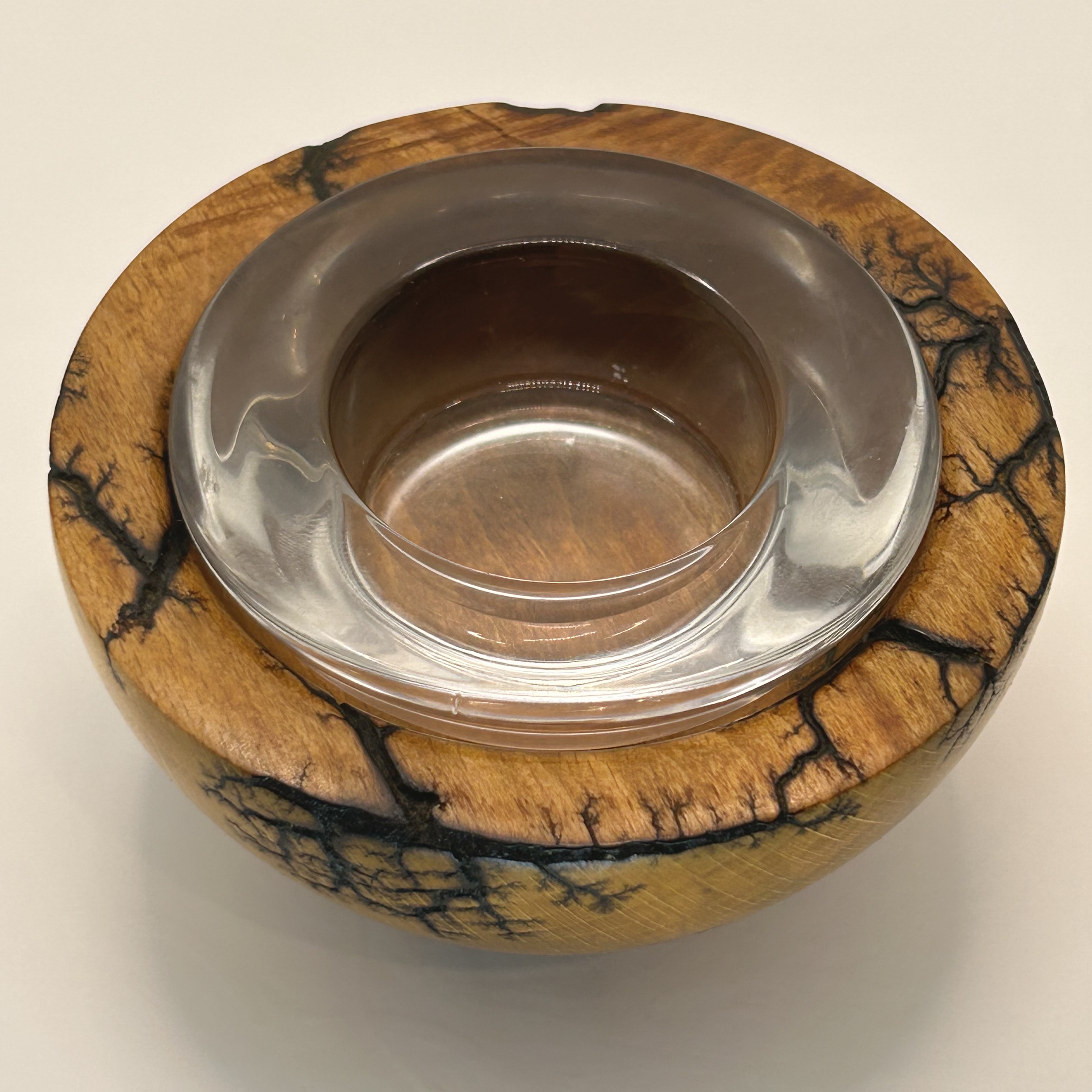 Tea light holder with fractal burn 