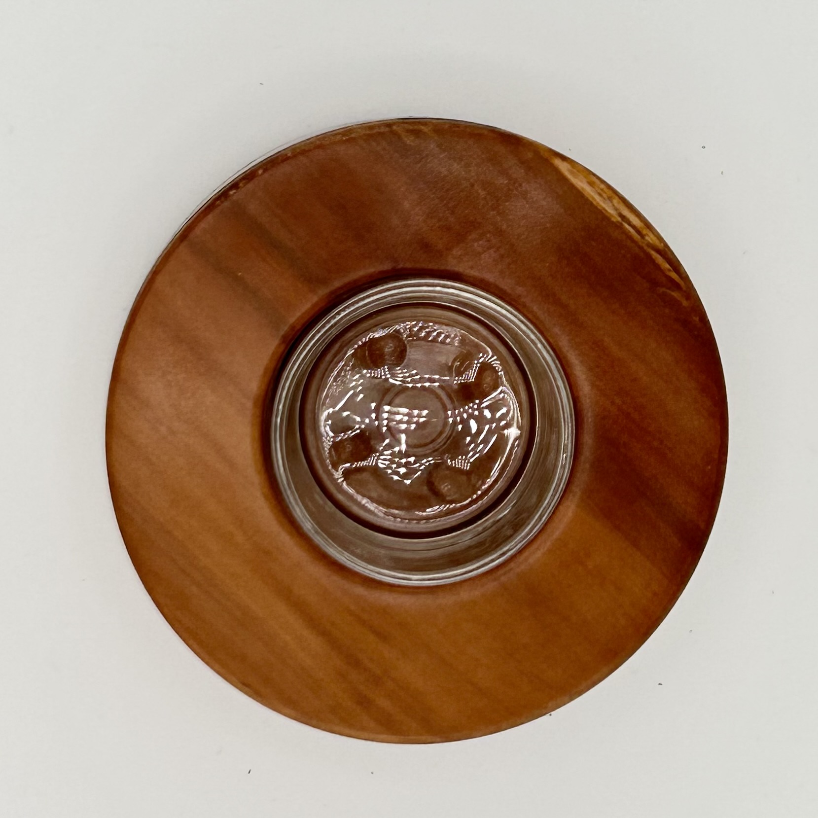 Tea light holder with fractal burn