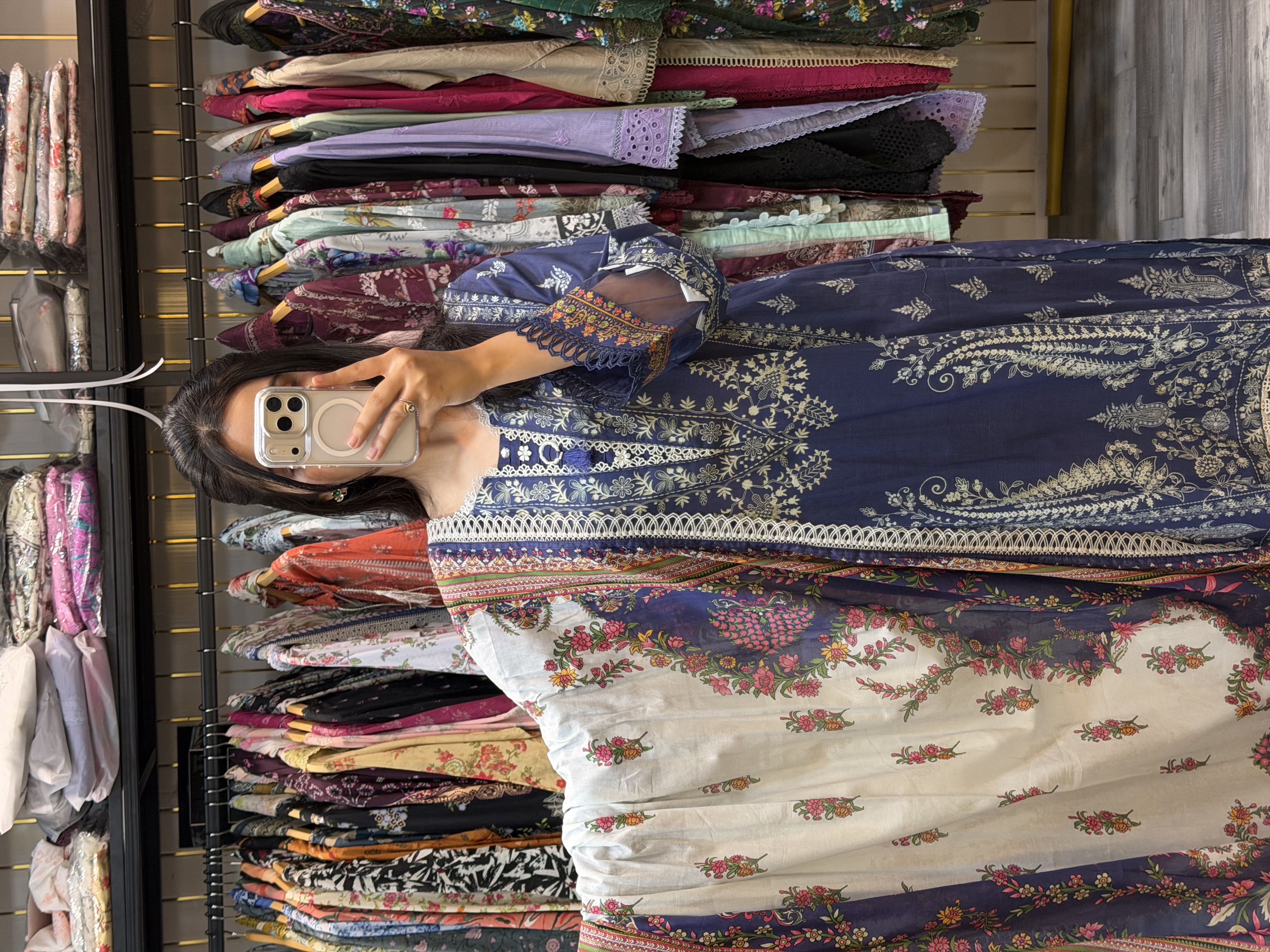 MAUSUMERRY IN {BLUE}