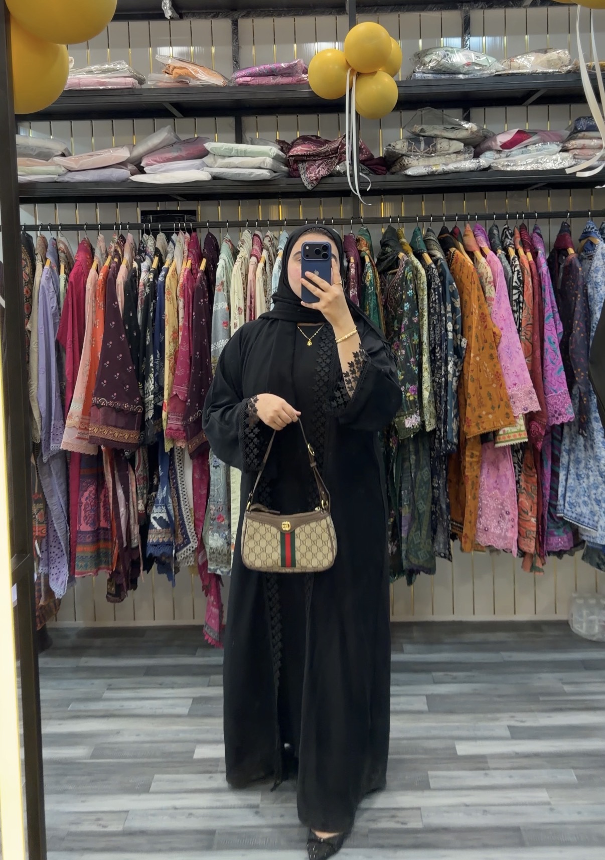 BLACK LACE ABAYA