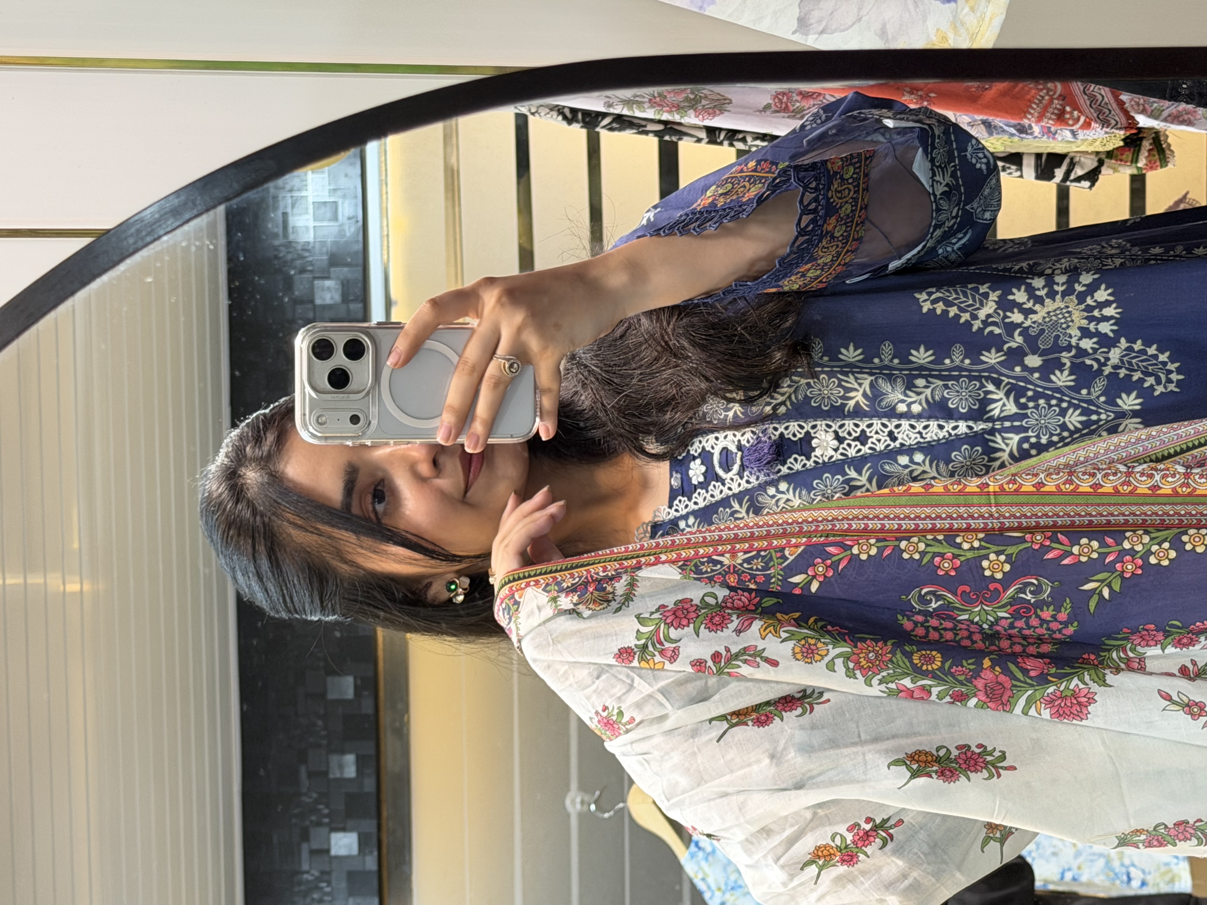 MAUSUMERRY IN {BLUE}