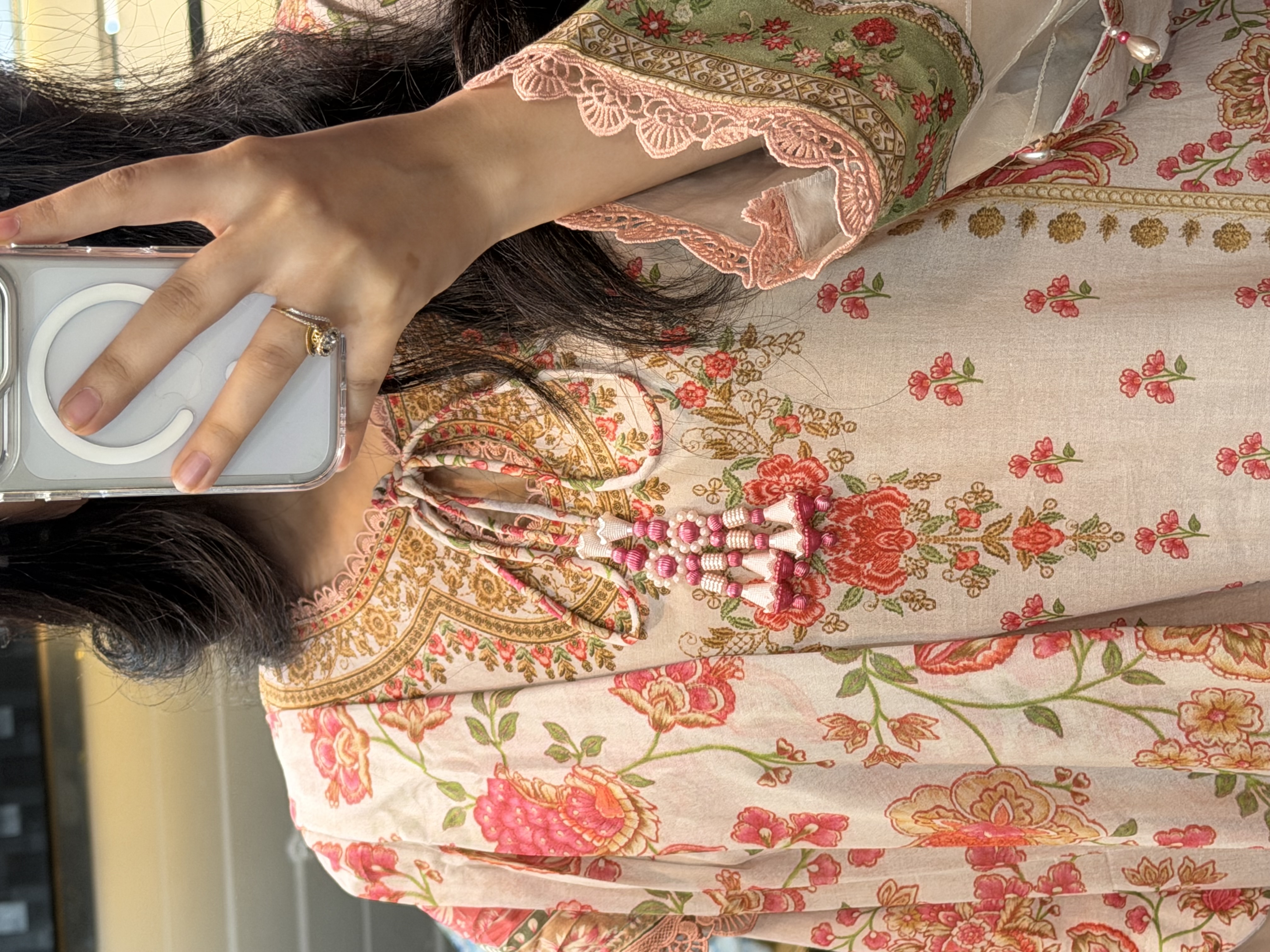 MAUSUMERRY IN {WHITE AND PEACH}