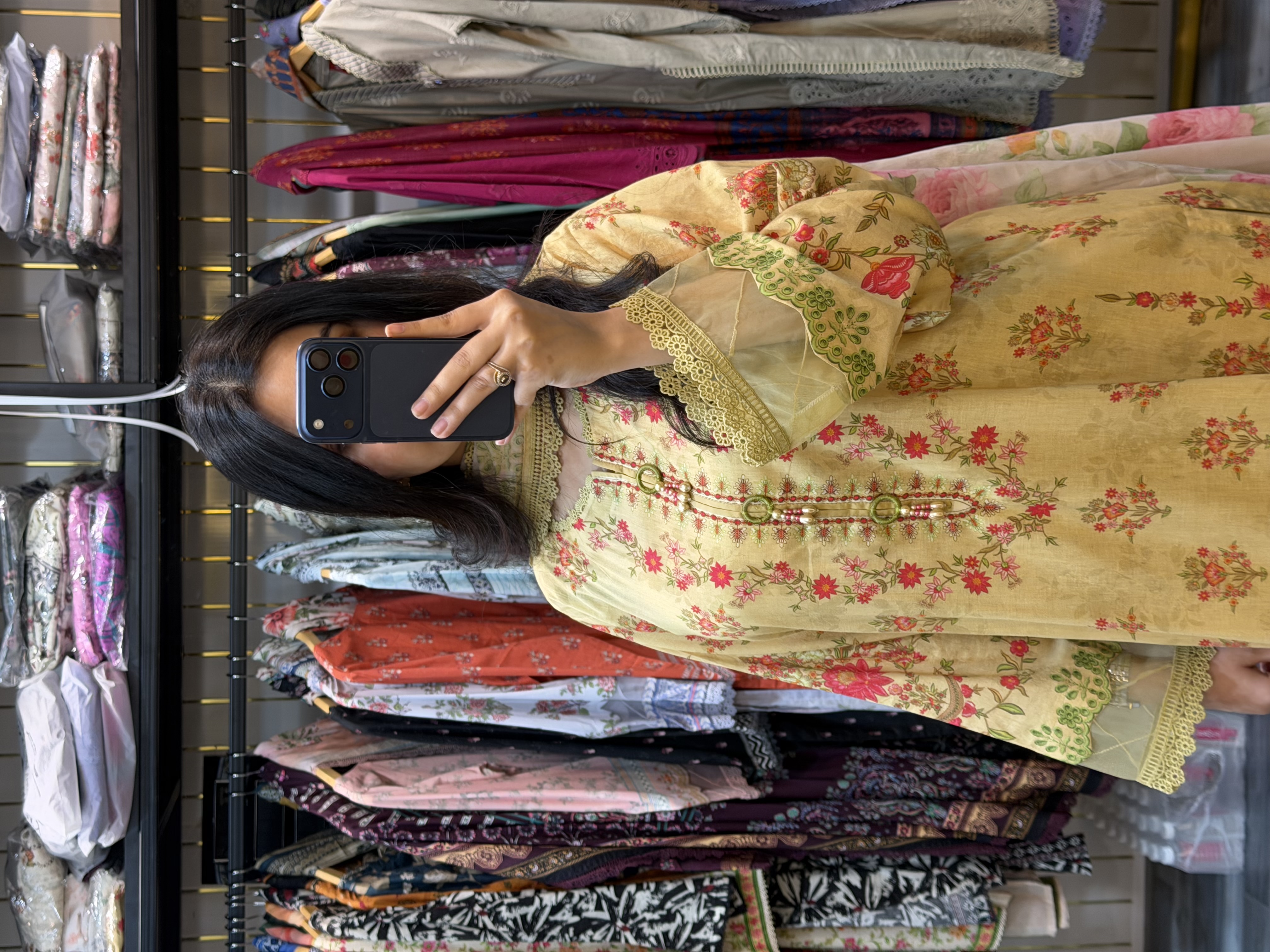 MAUSUMERRY {YELLOWISH} 