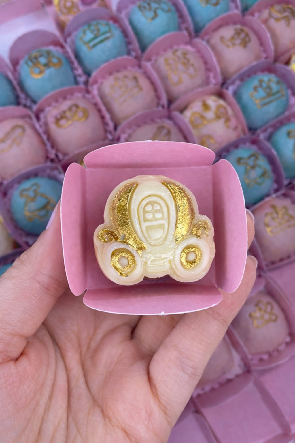 Modelador Ejetor Carruagem para Brigadeiro, Doce, Massa e Biscoito