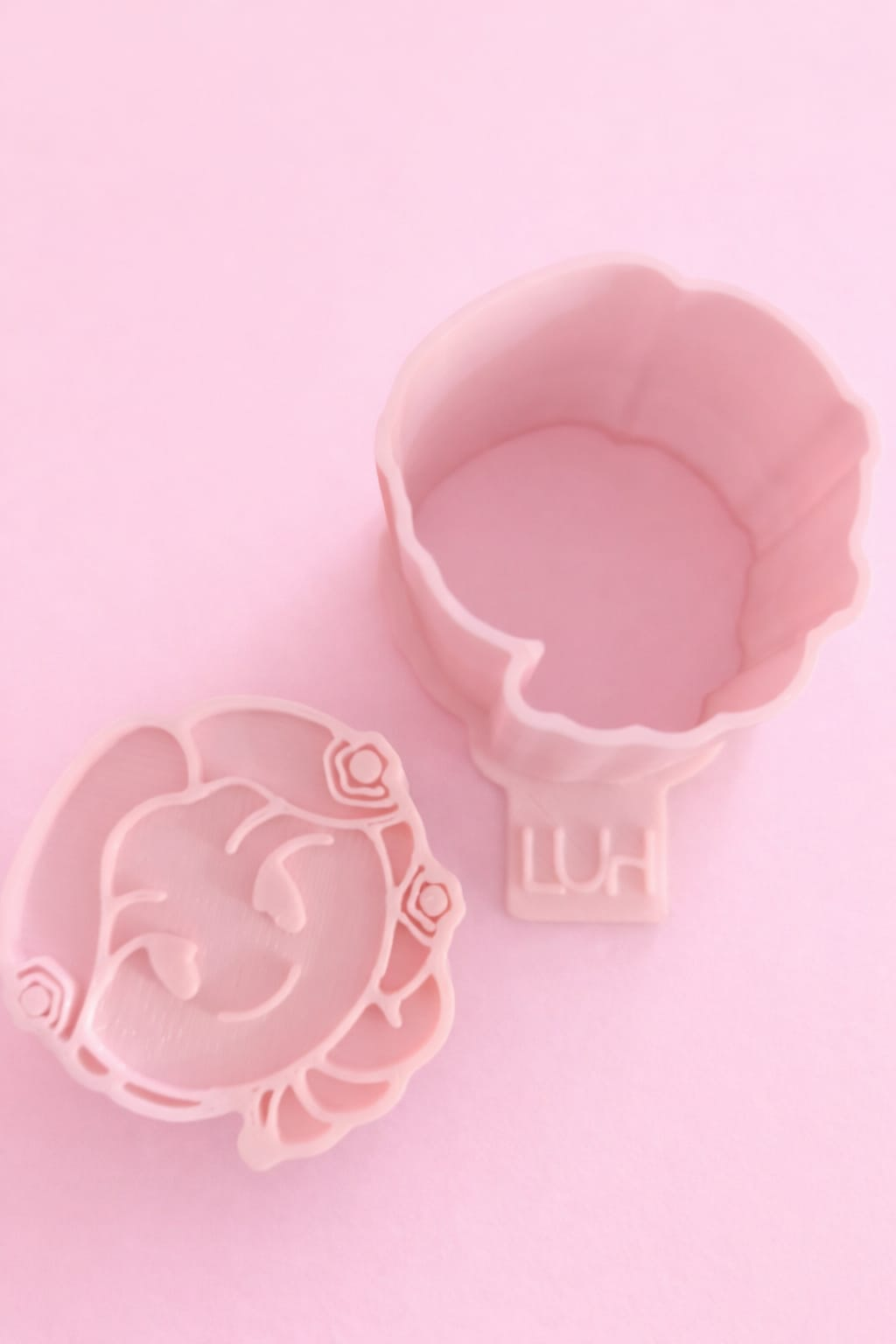 Modelador Ejetor Princesas para Brigadeiro, Doce, Massa e Biscoito