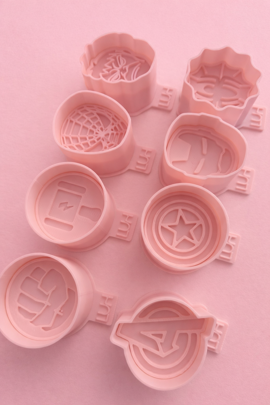 Modelador Ejetor Heróis da Marvel (Vingadores) para Brigadeiro, Doce, Massa e Biscoito