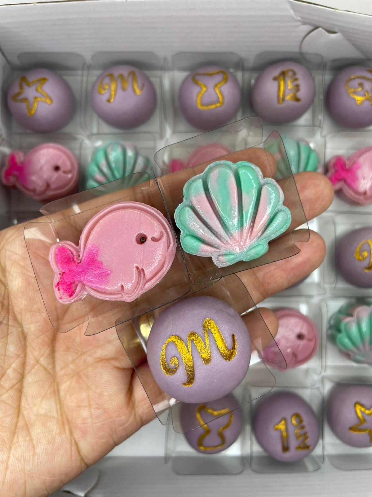 Modelador Ejetor baleia para Brigadeiro, Doce, Massa e Biscoito