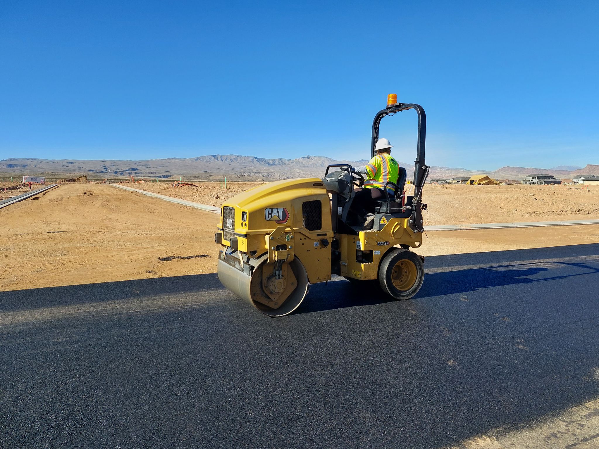 2.8 TON Tandem Vibratory Rollers