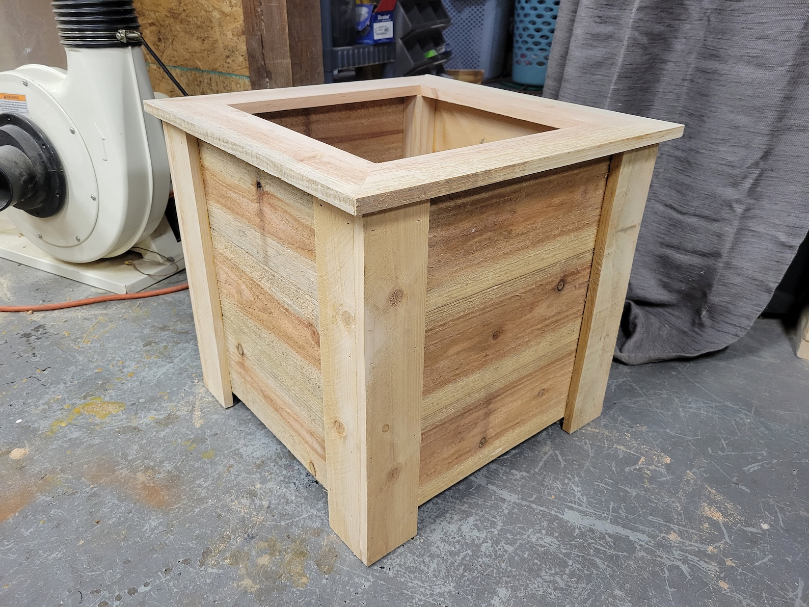 Rustic Cedar Planter Box