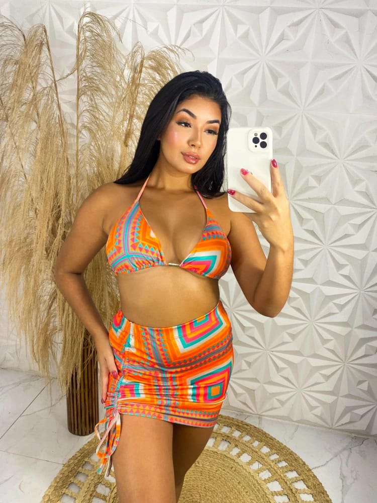 Conjunto Cropped e Saia Geométrico