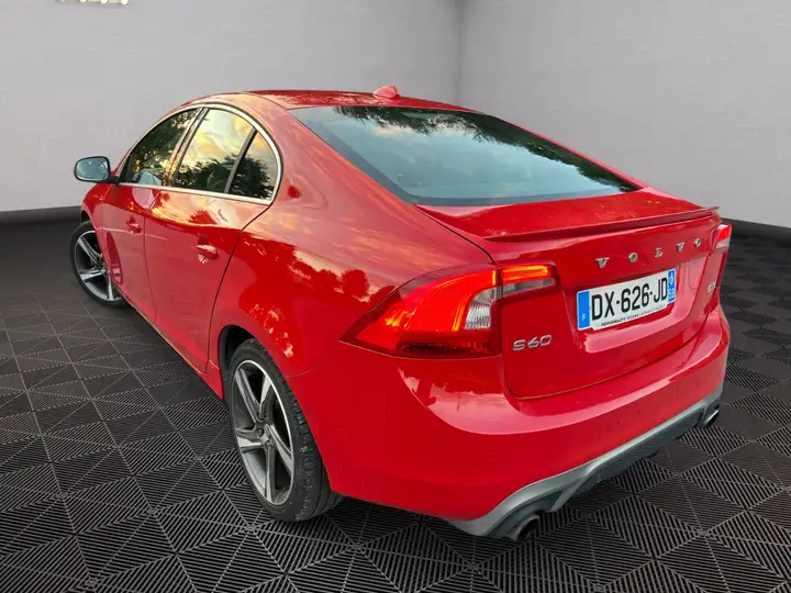 Volvo S60 R-Design