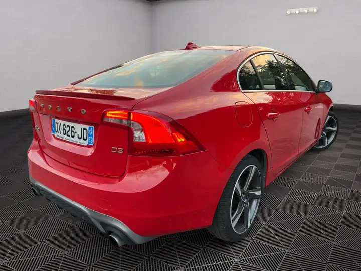 Volvo S60 R-Design