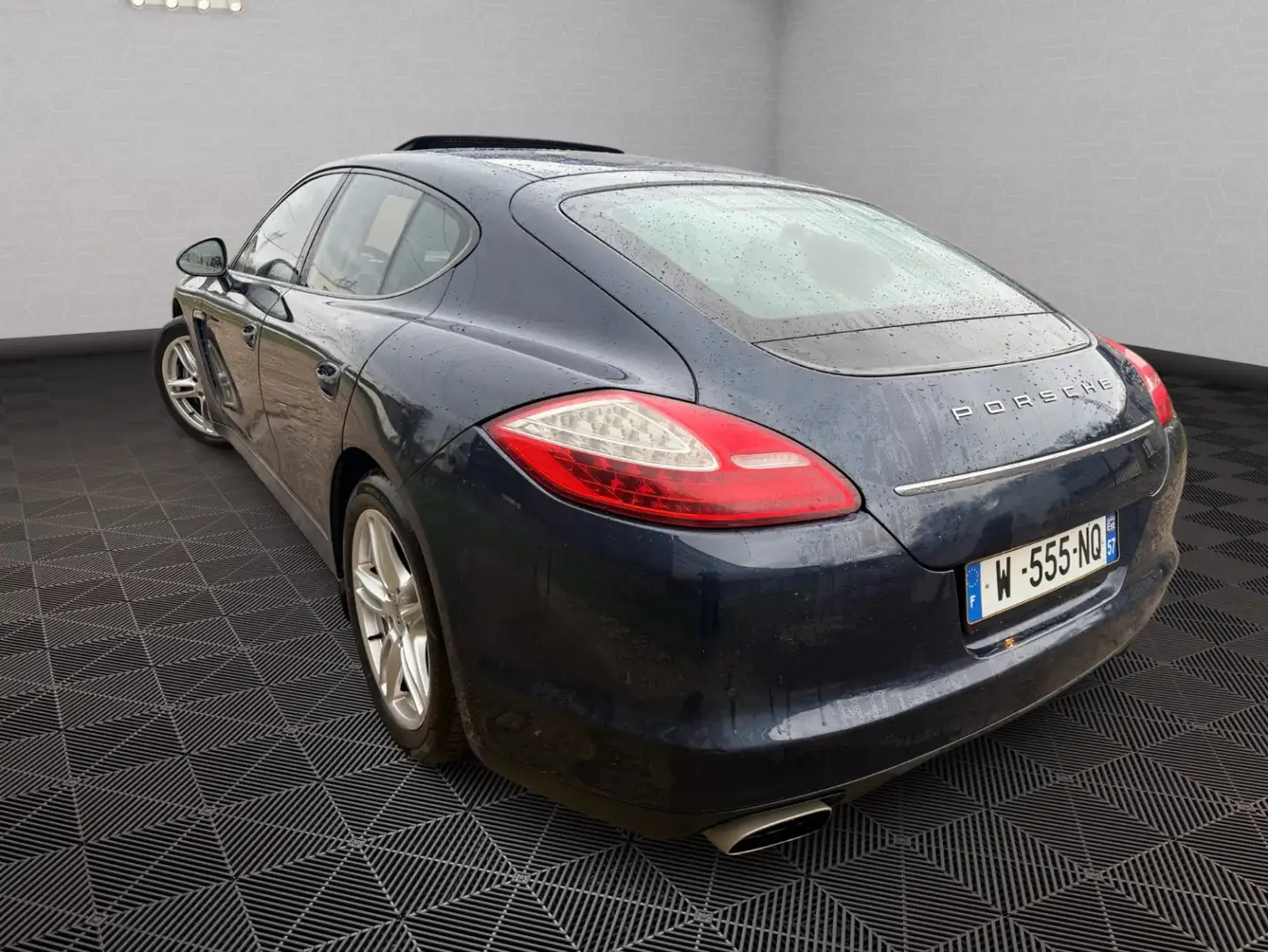 Porsche Panamera PLATINUM EDITION