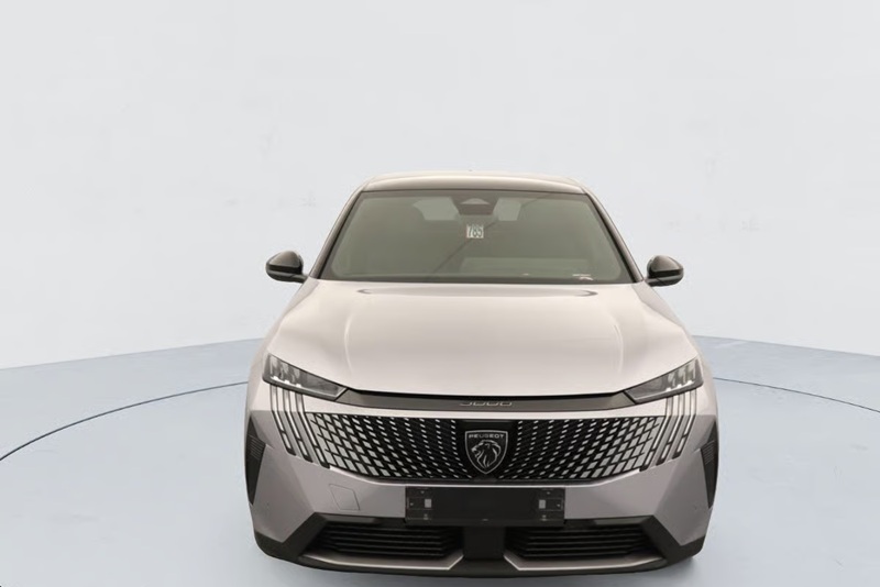 Peugeot 3008 145 e-DCS6 • GT