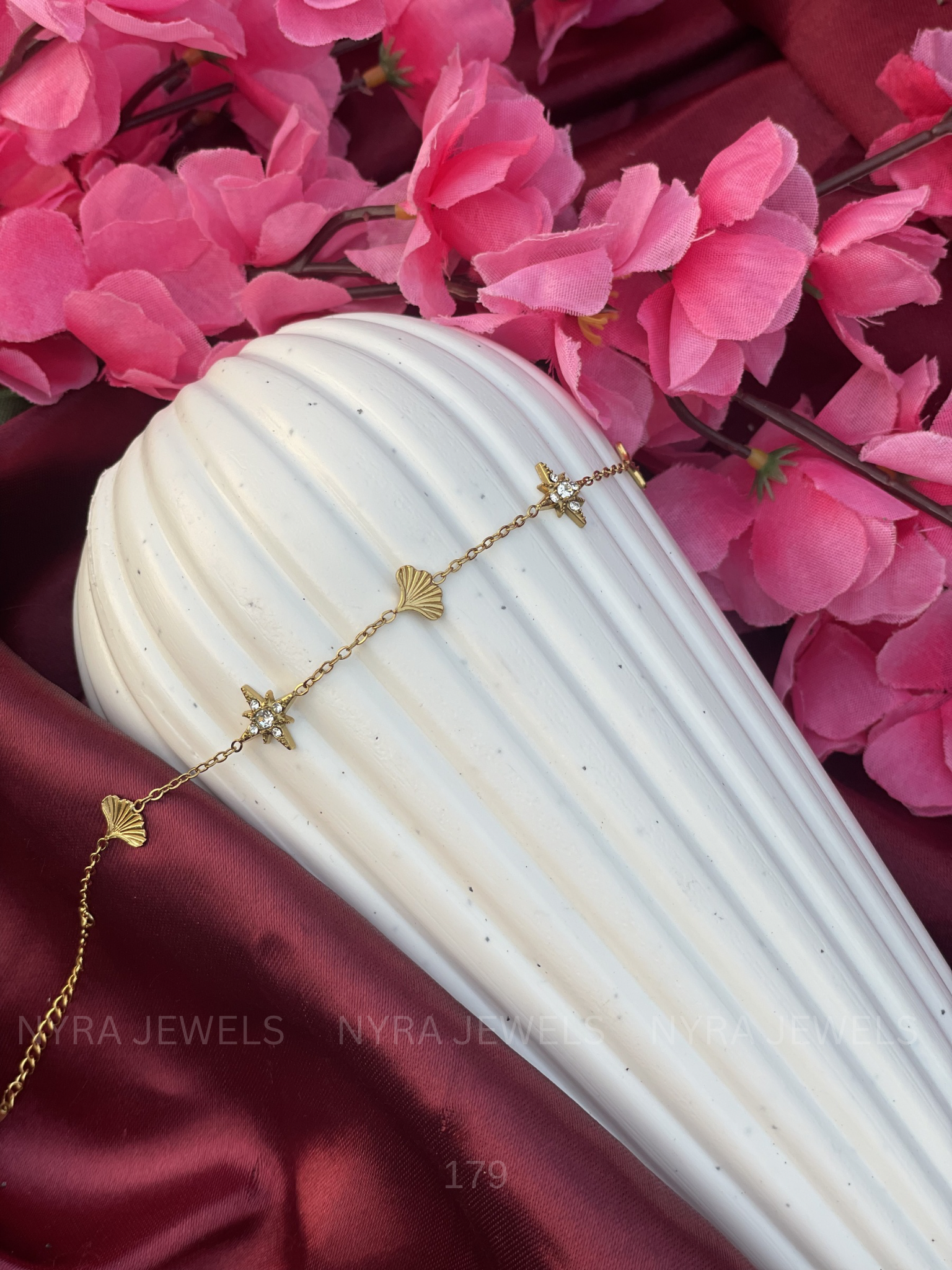 Gold Leaf Charm Bracelet