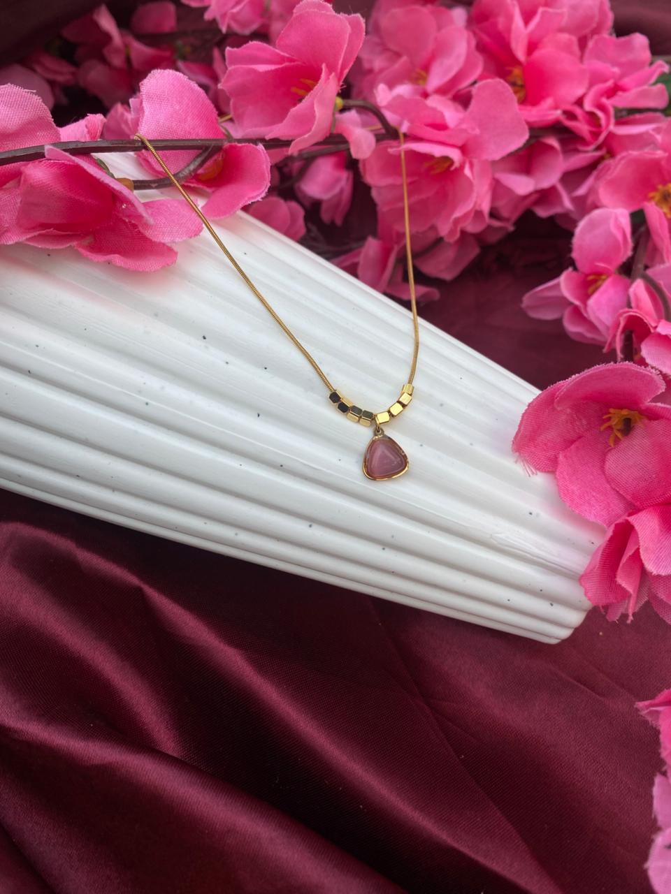 Elegant  Pendant Necklace