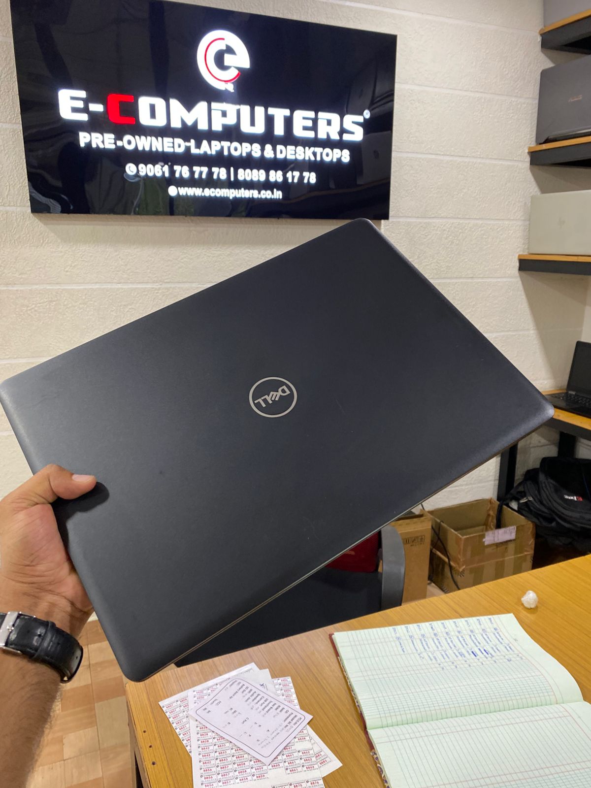 Dell i7 laptop with 8GB RAM & 255GB SSD Windows 11pro Original OS