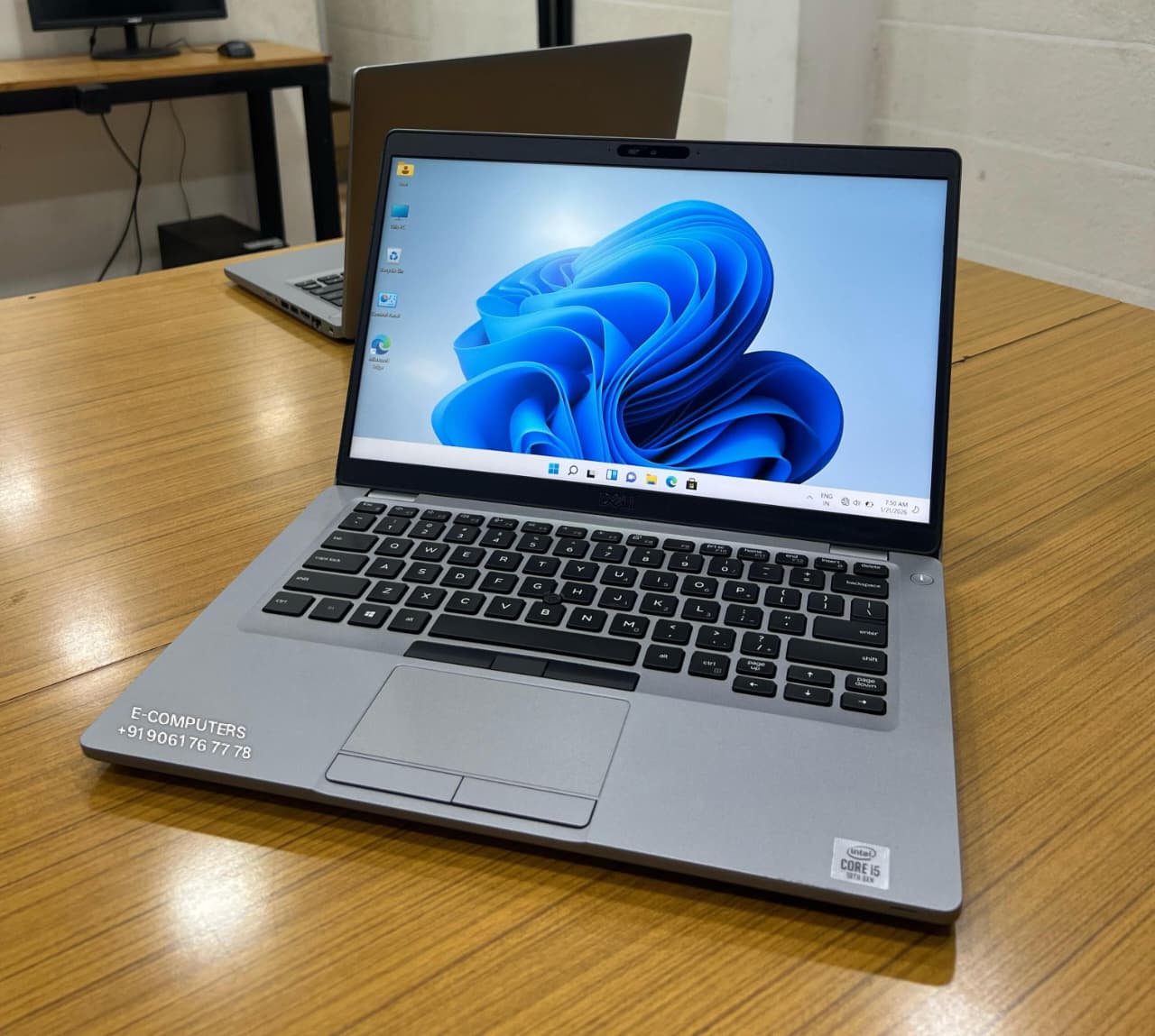 Good working condition Dell Latitude i5 Latest model laptop with 8GB RAM & 256GB SSD + 4GB GPU and windows 11 Pro OS)